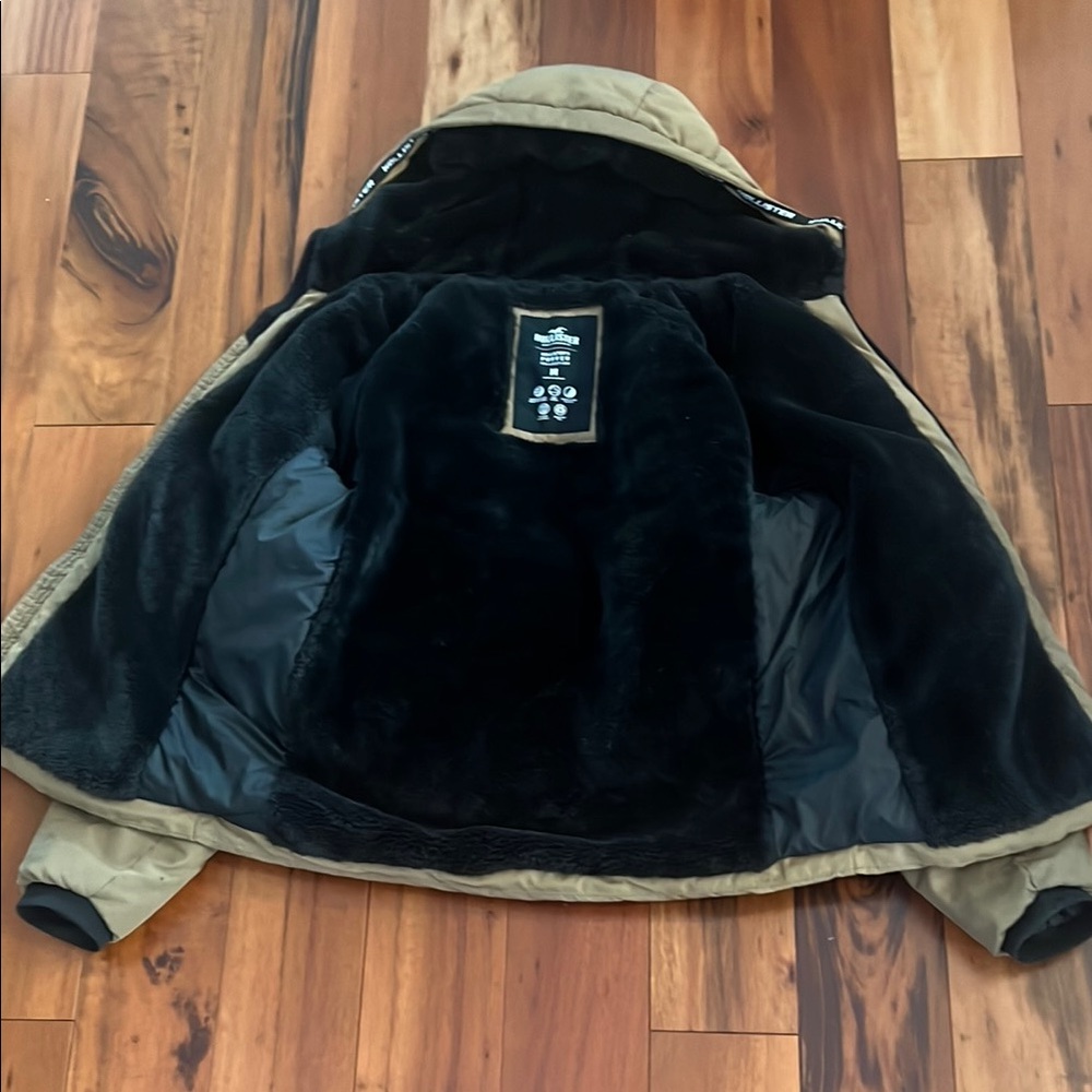 Hollister Men's Black and Tan Jacket